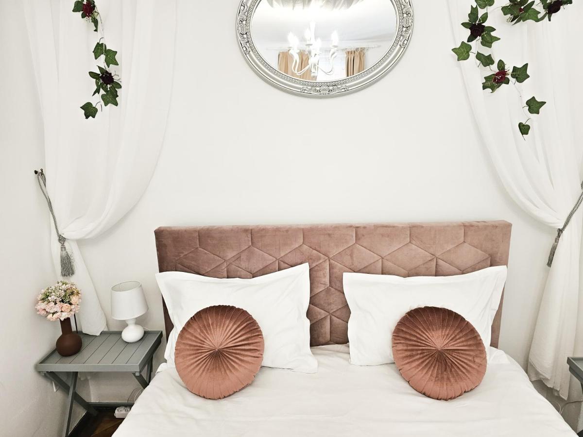 Marigold Boutique Leilighet Braşov Eksteriør bilde